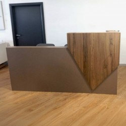 Welcome Desk Rom