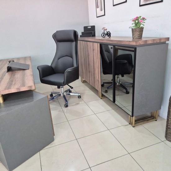 Executive-Set