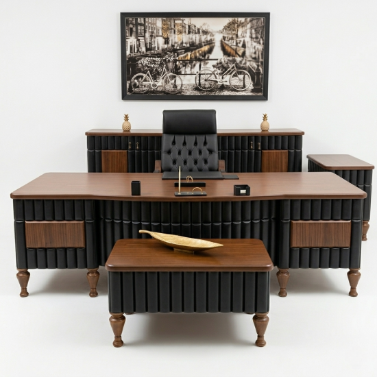 Ceo Executive Office Desk