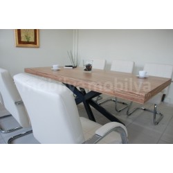 Lexus Besprechungstisch