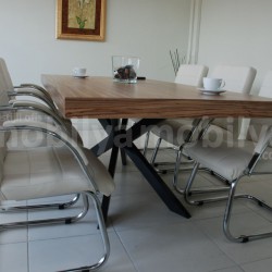 Lexus Besprechungstisch